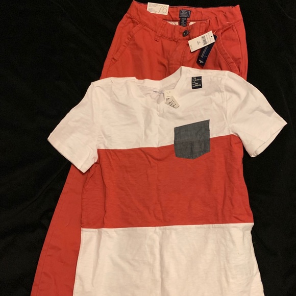 Boys separate pieces - Picture 2 of 3